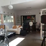 Villa Utama Pondok Yedidah