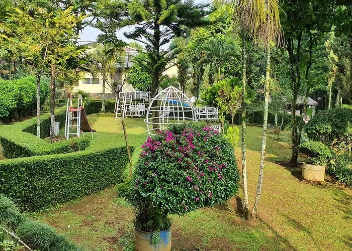 Villa Utama Pondok Yedidah