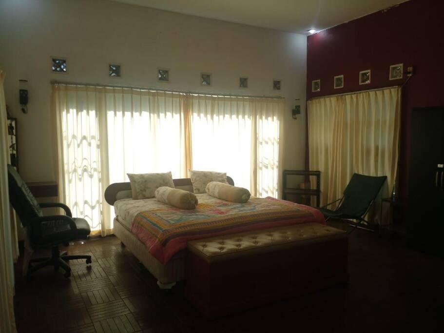 Villa Utama Yedidah *